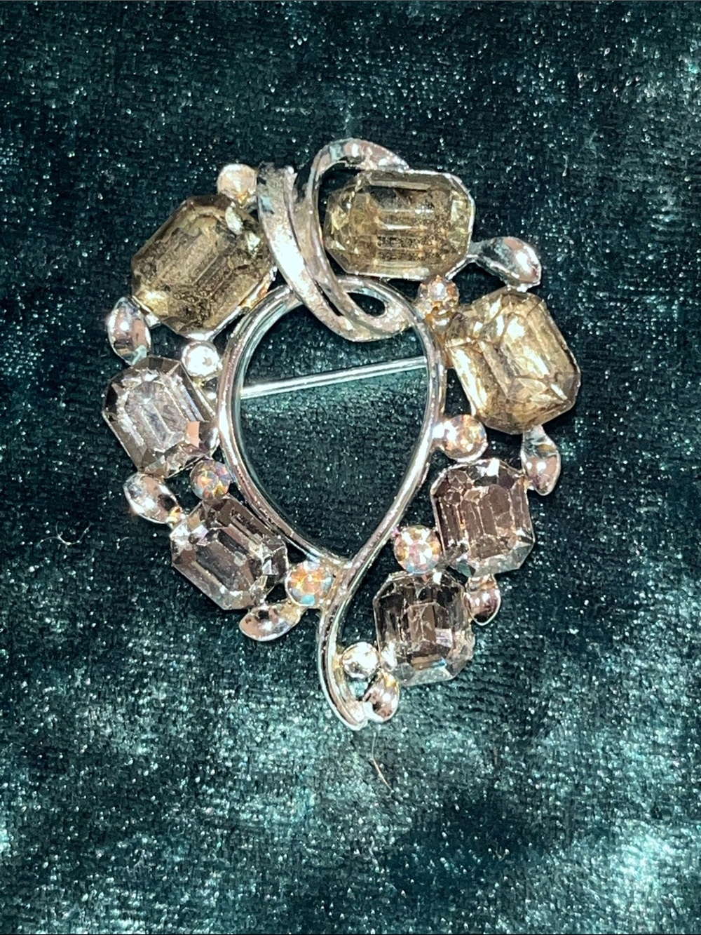 Vintage Signed Lisner Smoky Gray Rhinestone Brooch Pin Silver Tone